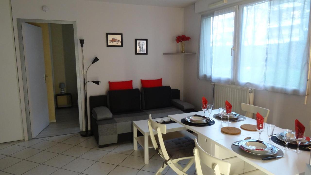 Appart T2 Standing Tout Confort Au Calme - Parking En Option Lyon Exterior foto