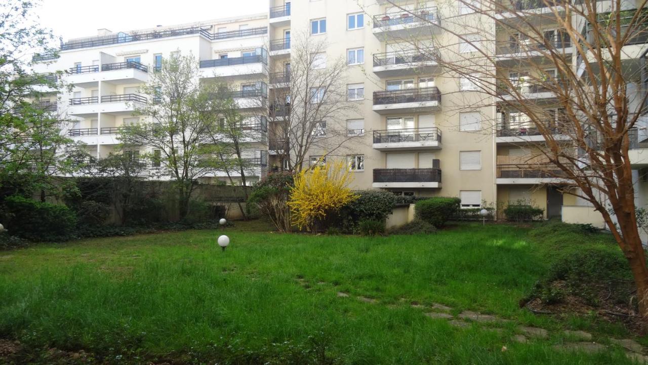 Appart T2 Standing Tout Confort Au Calme - Parking En Option Lyon Exterior foto