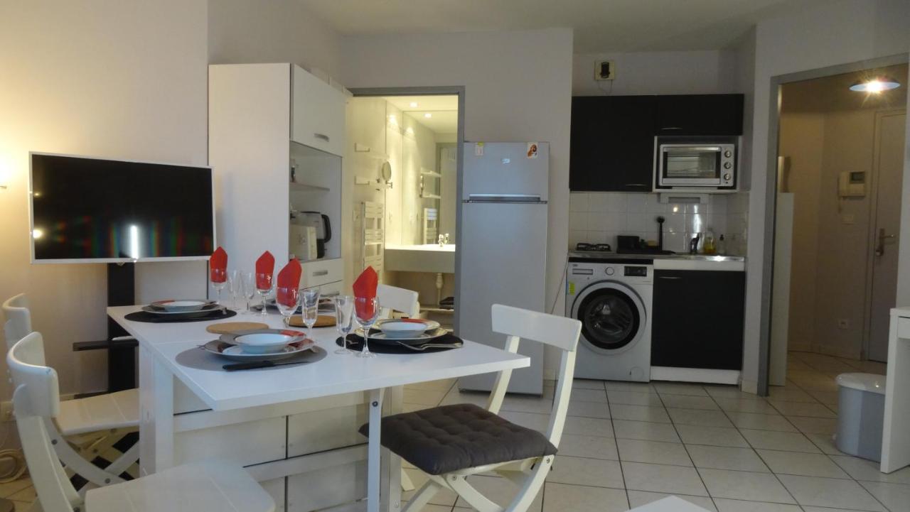 Appart T2 Standing Tout Confort Au Calme - Parking En Option Lyon Exterior foto