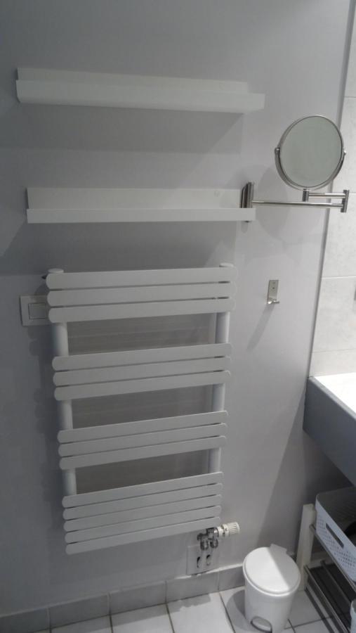 Appart T2 Standing Tout Confort Au Calme - Parking En Option Lyon Exterior foto